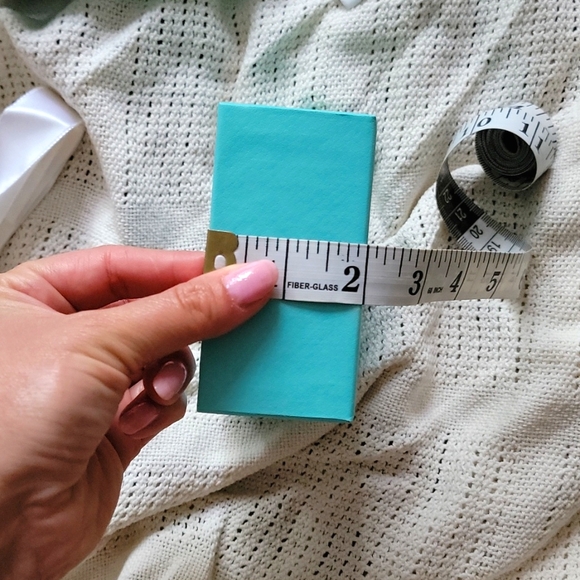 Tiffany & Co Accessory Gift Box w card, brand wrapping paper, shopping paper - Picture 8 of 8